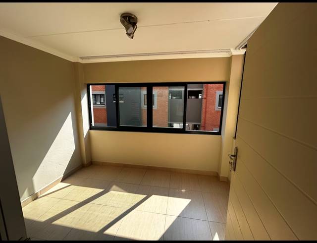 2 BEDROOM APARTMENT TO LET IN MONTANA